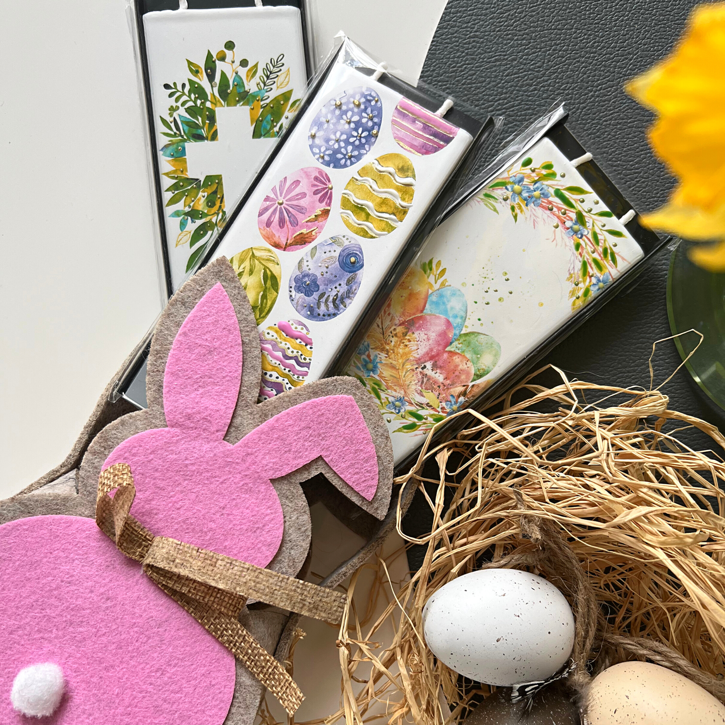 Flatyz Brightly Decorated Easter Eggs Candle