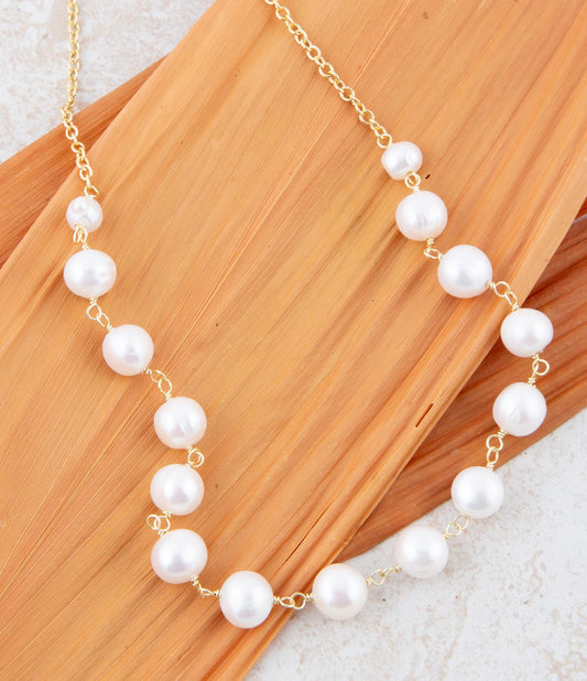 White Pearl Necklace