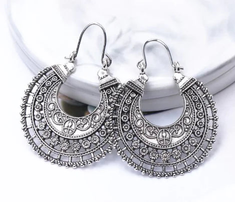 Vintage Metal Hollow Earrings (Handmade)