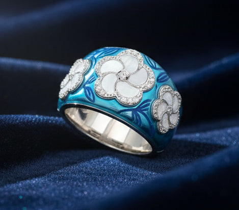Pomelia Rings