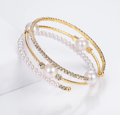 Pearl and Crystal Rhinestone Bracelet