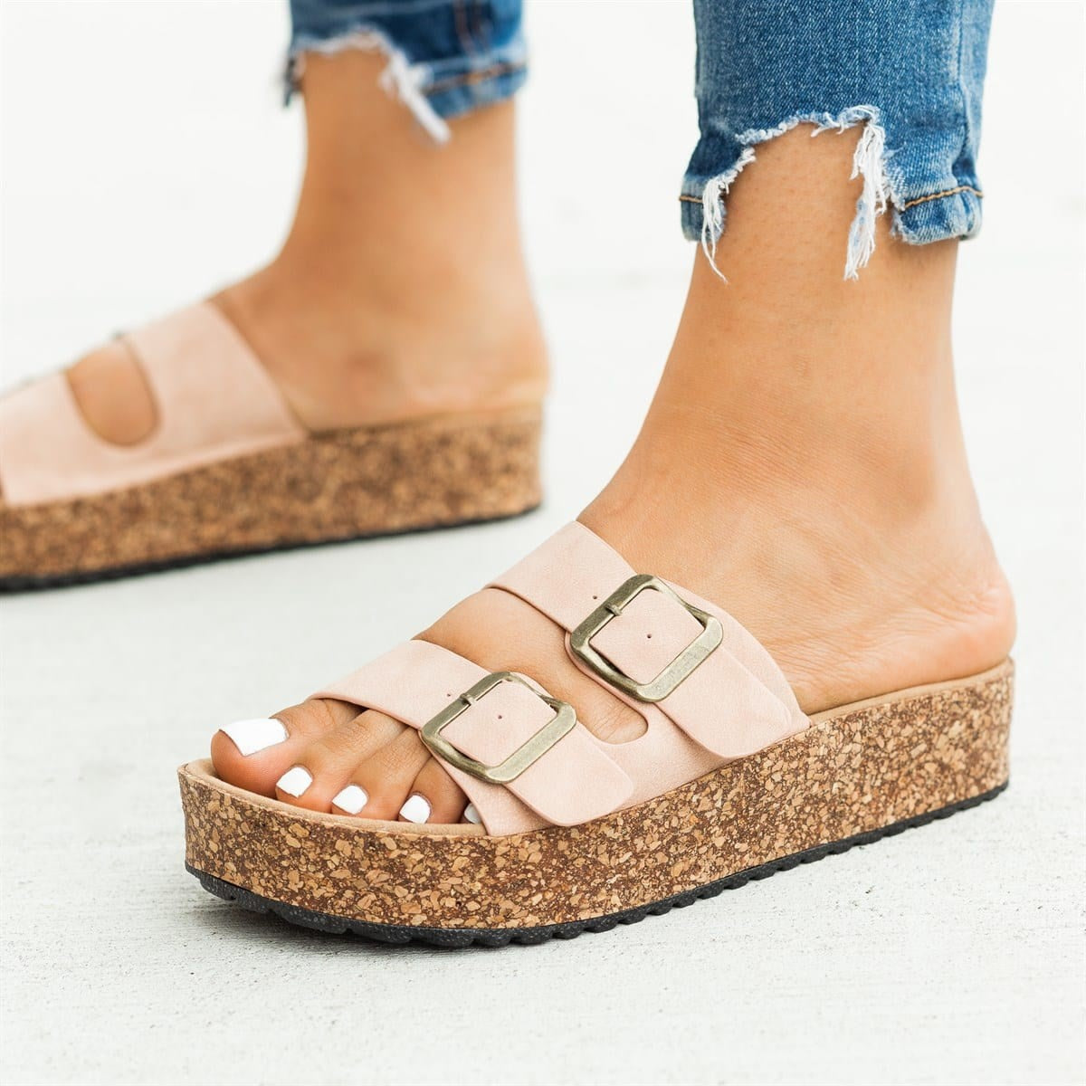 Thick-Soled Roman Sandals with Belt Buckle