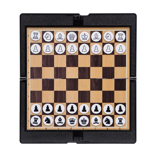Pioneer Magnetic Foldable Wallet Style Chess Set