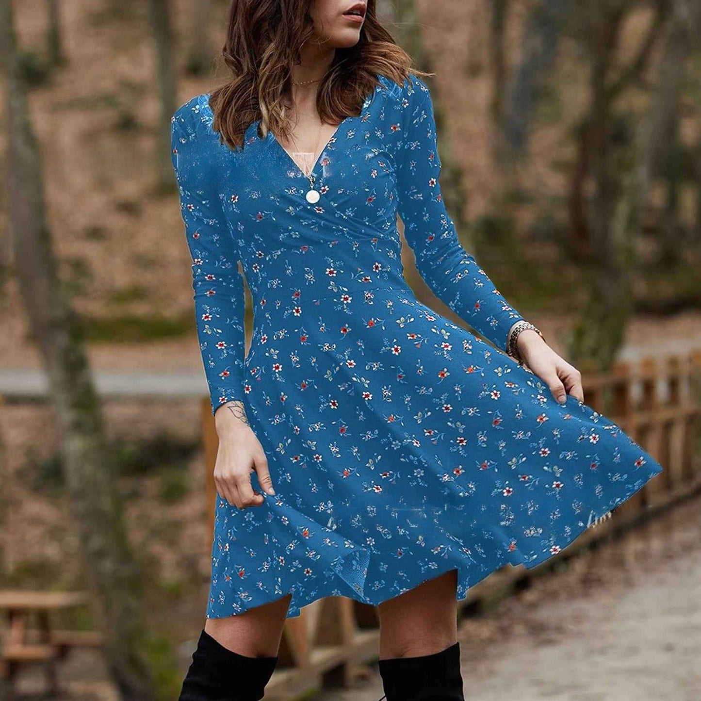 Retro Floral Print V-Neck Long Sleeve Dress