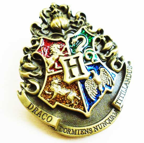 Harry Potter Pin Badge Set in Wooden Box (5 Pieces)