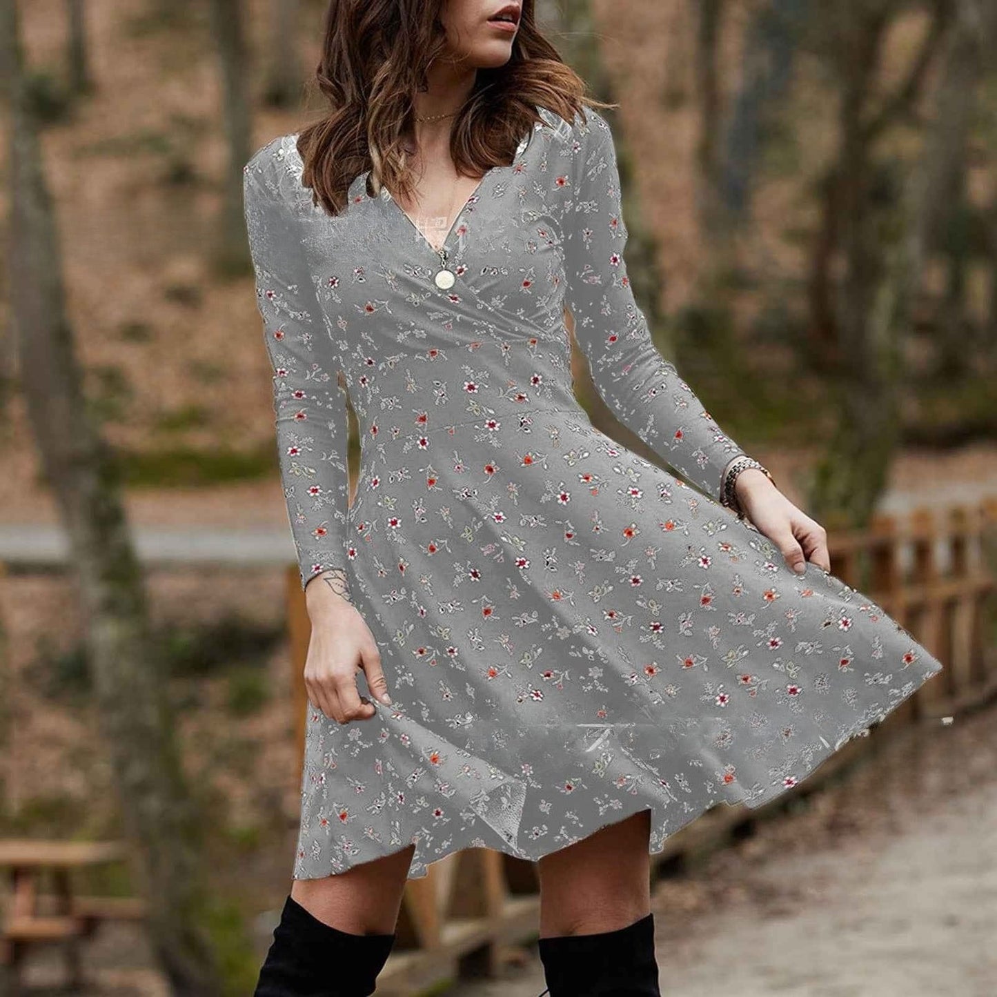 Retro Floral Print V-Neck Long Sleeve Dress