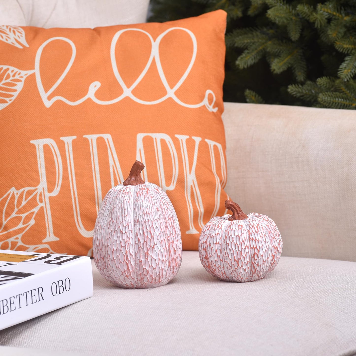 2PCS White Resin Pumpkins