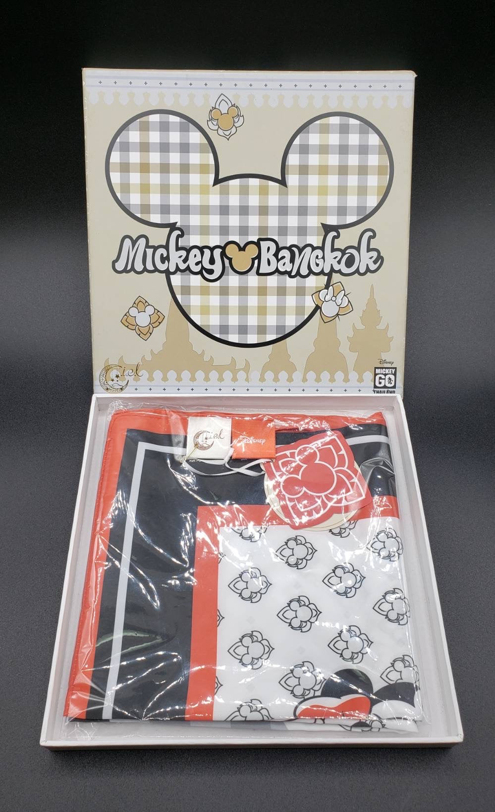 Disney Mickey “Bangkok Go Local” Collection Scarf