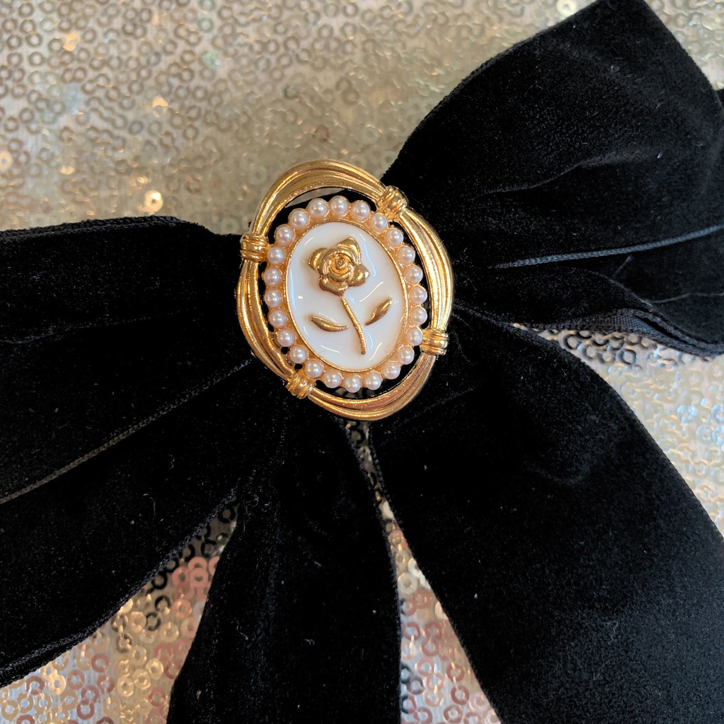 Black Velvet Cameo Hair Clip Bow