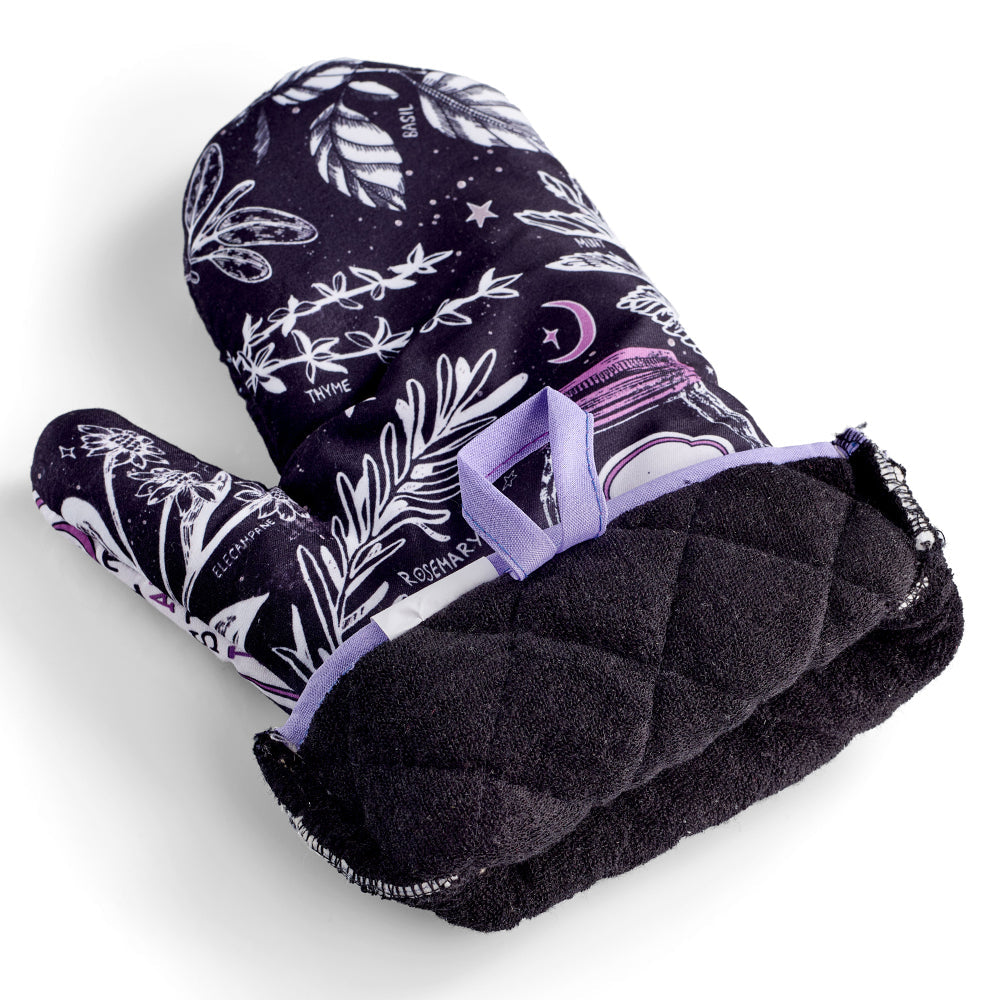 Kitchen Witch Oven Mitt Set