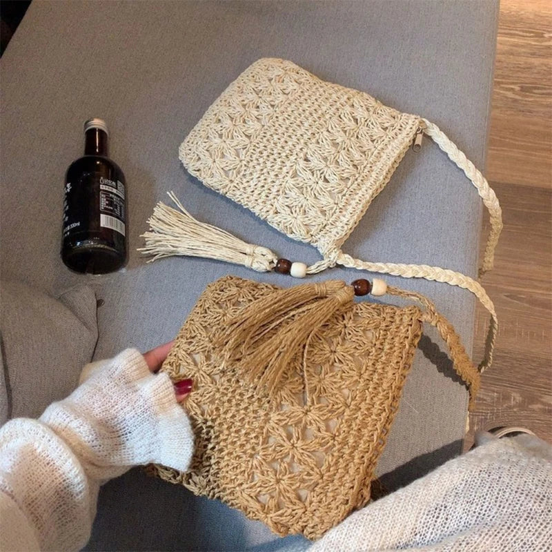 Beach Woven Straw Shoulder Messenger Bag with Tassel