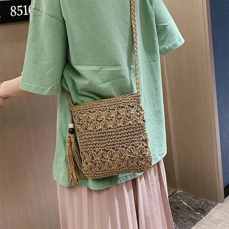 Beach Woven Straw Shoulder Messenger Bag with Tassel