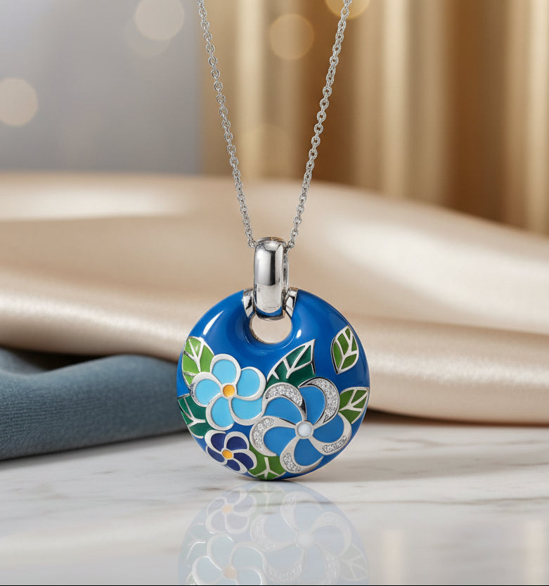 Melia Pendant