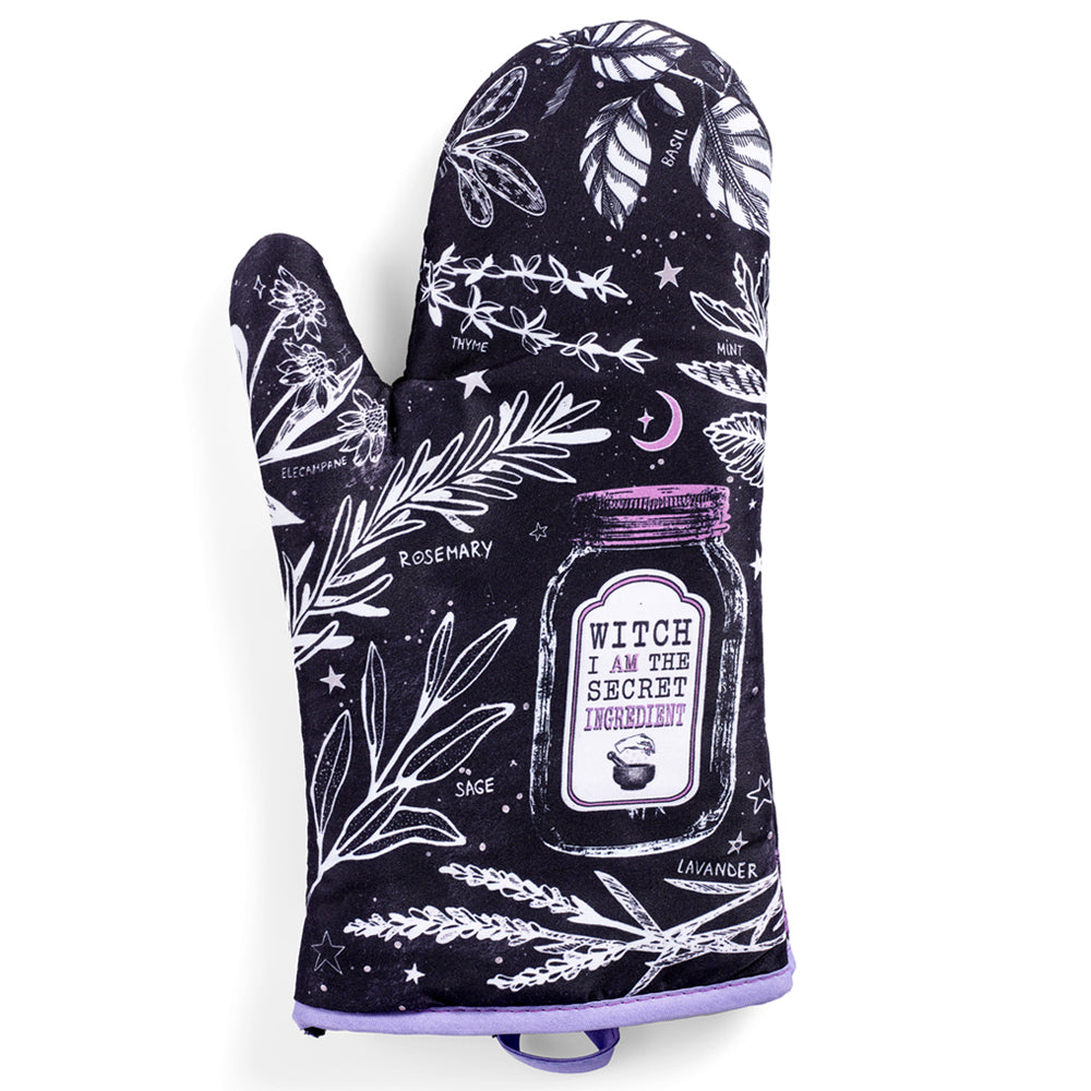 Kitchen Witch Oven Mitt Set