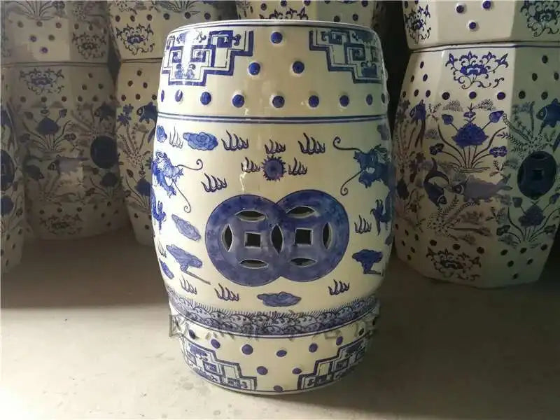Hand Drawn Blue and White Porcelain Shoe Changing Stool Ceramic Drum Bathroom Neoclassical Imitation Sitting Stool Low Round