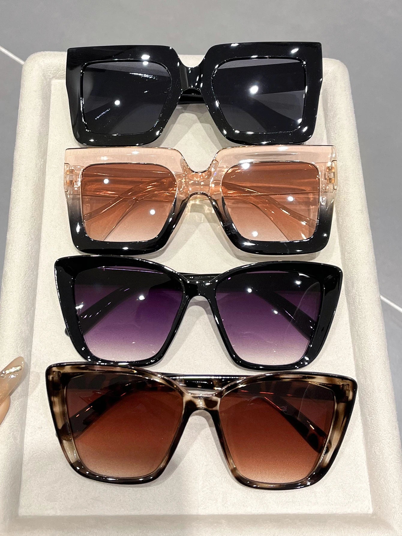 4PCS Cat Eye & Square Plastic Frame Women Sunglasses