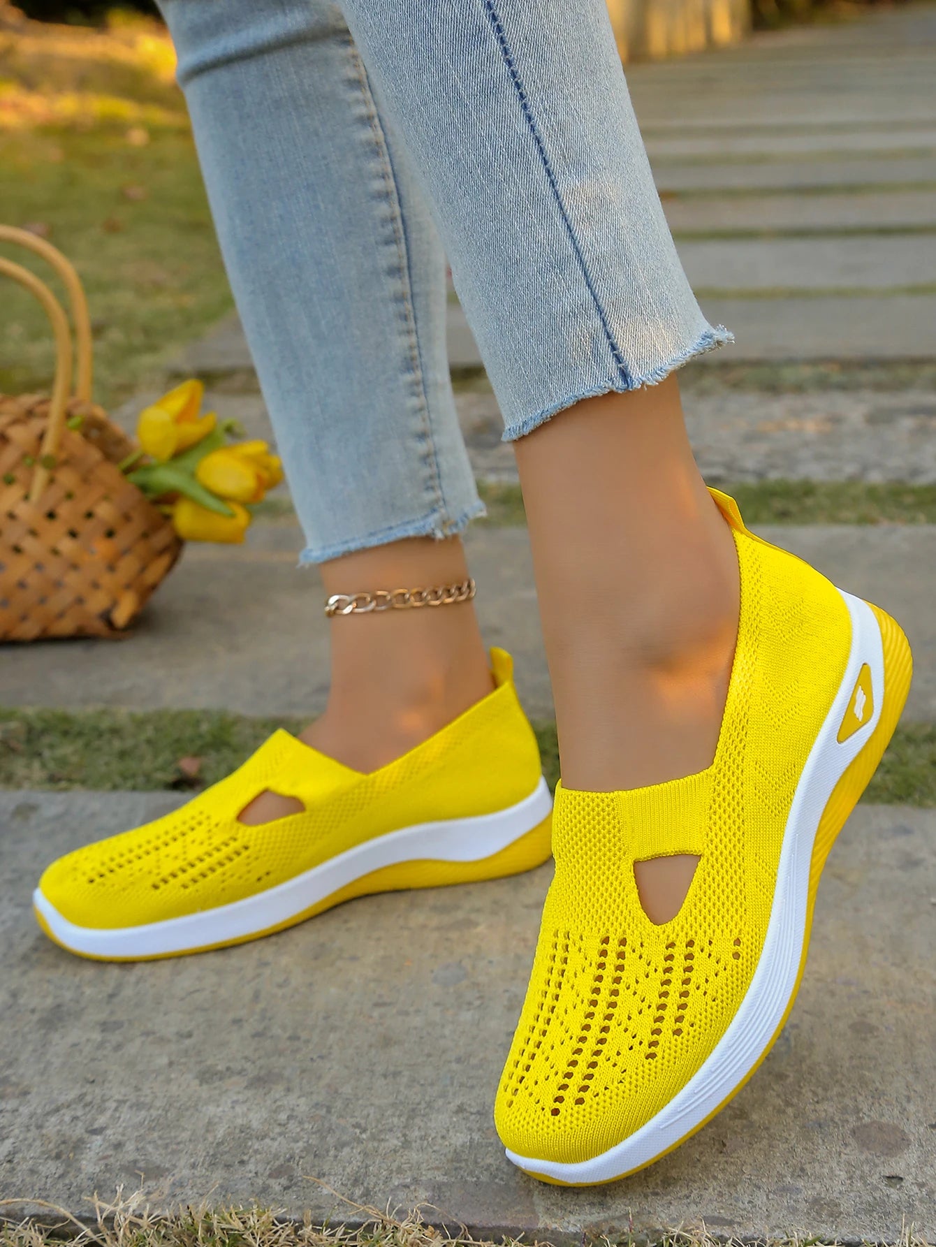 Women's Casual Sneakers