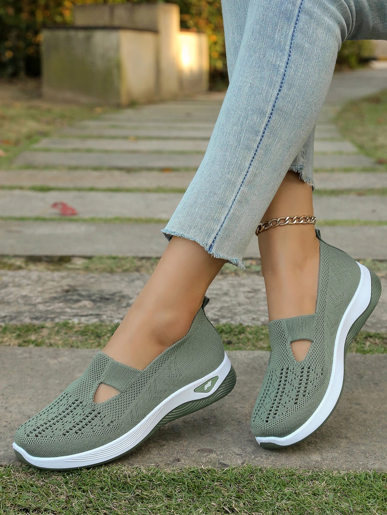 Women's Casual Sneakers
