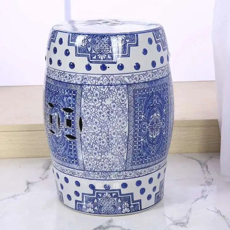 Hand Drawn Blue and White Porcelain Shoe Changing Stool Ceramic Drum Bathroom Neoclassical Imitation Sitting Stool Low Round