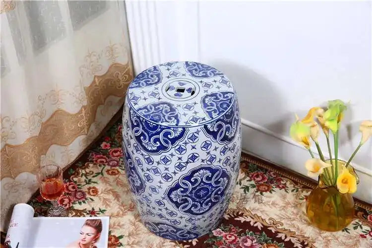 Hand Drawn Blue and White Porcelain Shoe Changing Stool Ceramic Drum Bathroom Neoclassical Imitation Sitting Stool Low Round