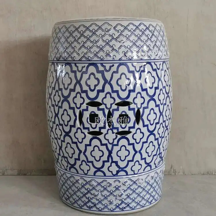 Hand Drawn Blue and White Porcelain Shoe Changing Stool Ceramic Drum Bathroom Neoclassical Imitation Sitting Stool Low Round