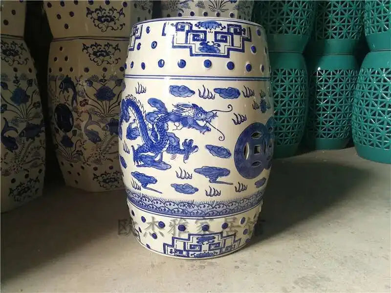 Hand Drawn Blue and White Porcelain Shoe Changing Stool Ceramic Drum Bathroom Neoclassical Imitation Sitting Stool Low Round