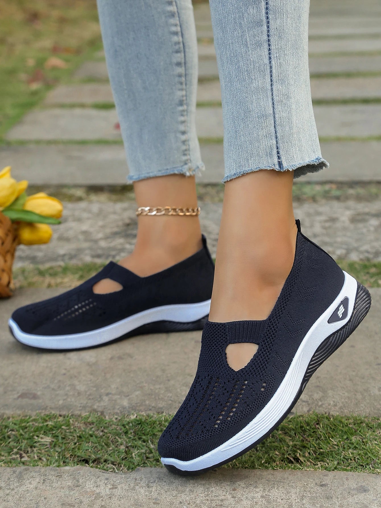 Women's Casual Sneakers