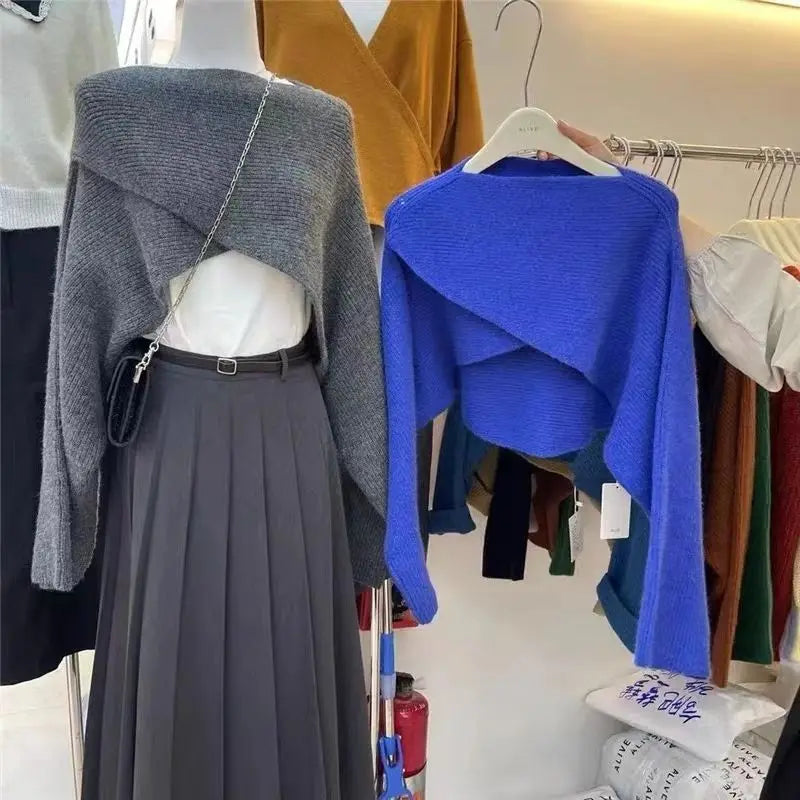 Bat-sleeved Sweater for Women in 2025 New Autumn Design, Lazy Style, Long Sleeves, Irregular Outer Shawl