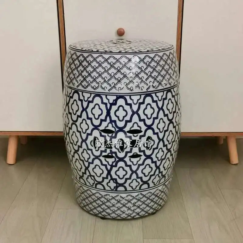 Hand Drawn Blue and White Porcelain Shoe Changing Stool Ceramic Drum Bathroom Neoclassical Imitation Sitting Stool Low Round