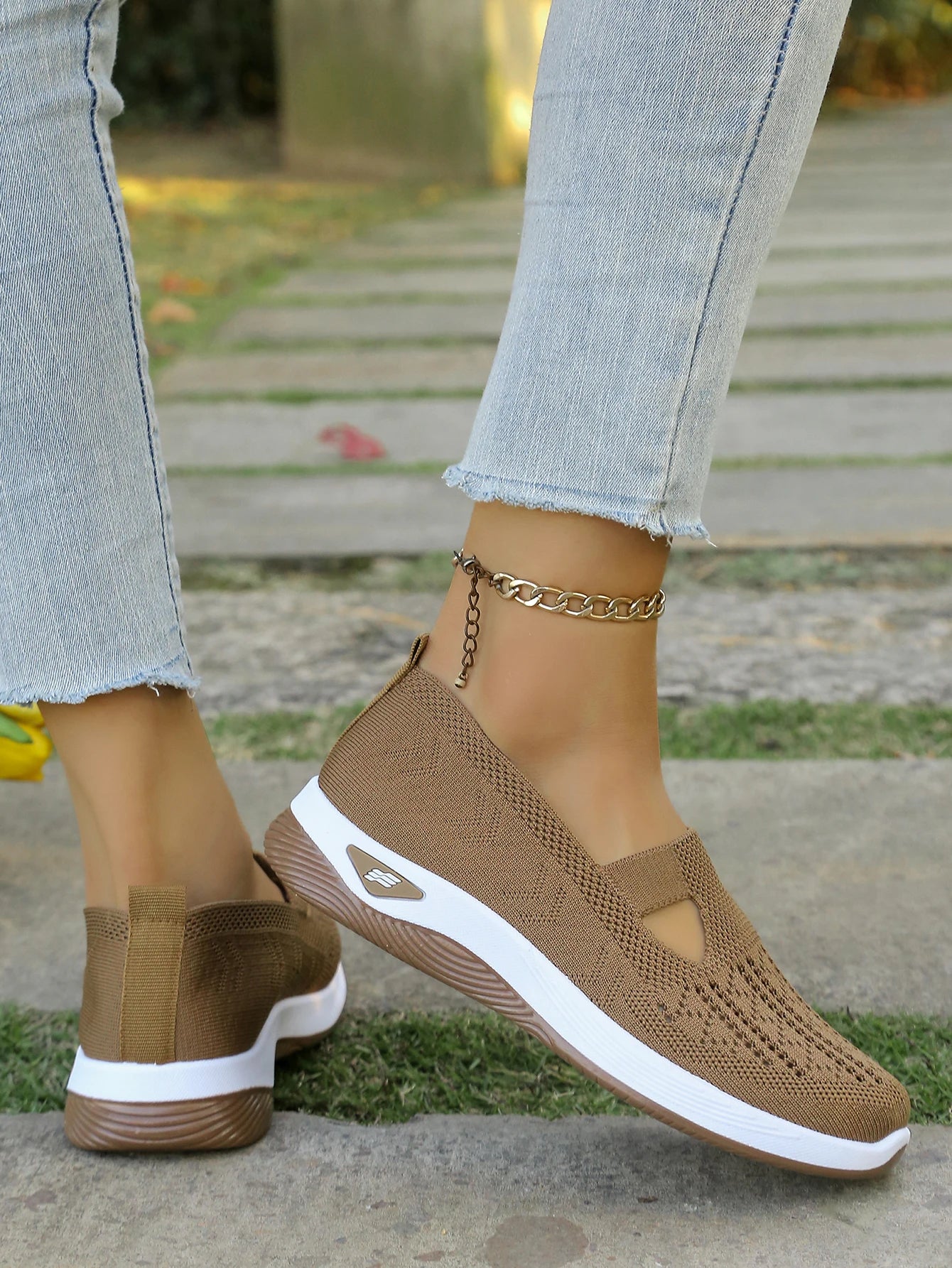 Women's Casual Sneakers