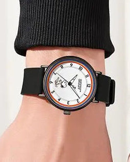 Genuine Snoopy Student Waterproof Quartz Watch