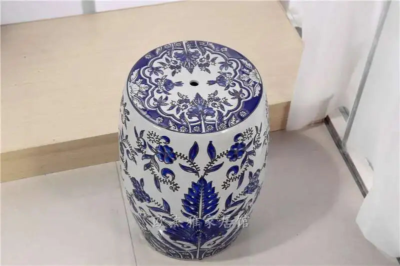 Hand Drawn Blue and White Porcelain Shoe Changing Stool Ceramic Drum Bathroom Neoclassical Imitation Sitting Stool Low Round