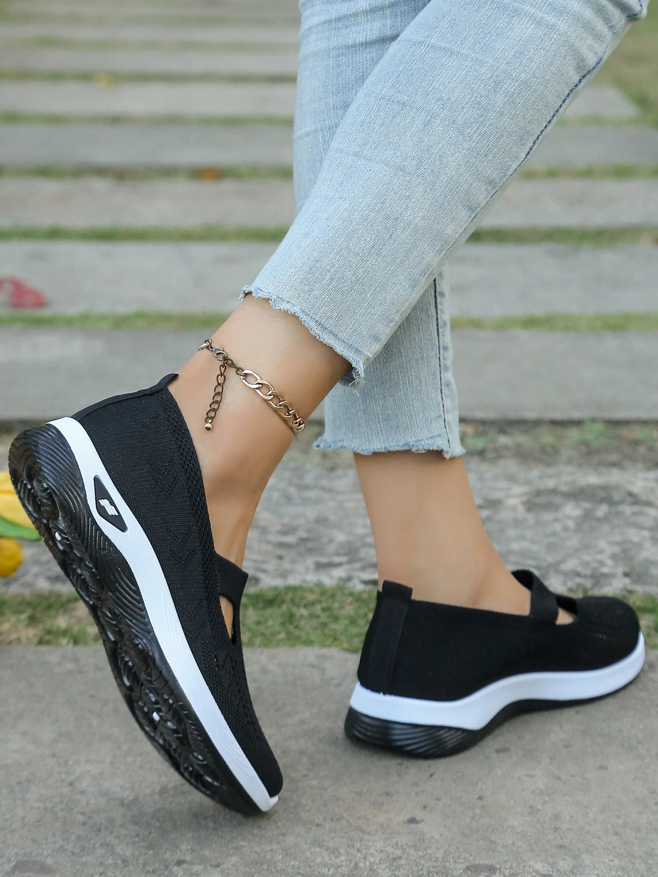 Women's Casual Sneakers
