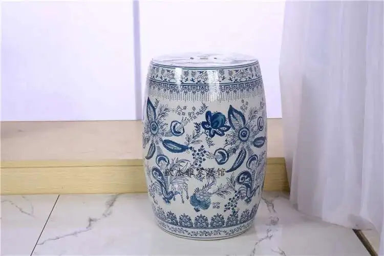 Hand Drawn Blue and White Porcelain Shoe Changing Stool Ceramic Drum Bathroom Neoclassical Imitation Sitting Stool Low Round