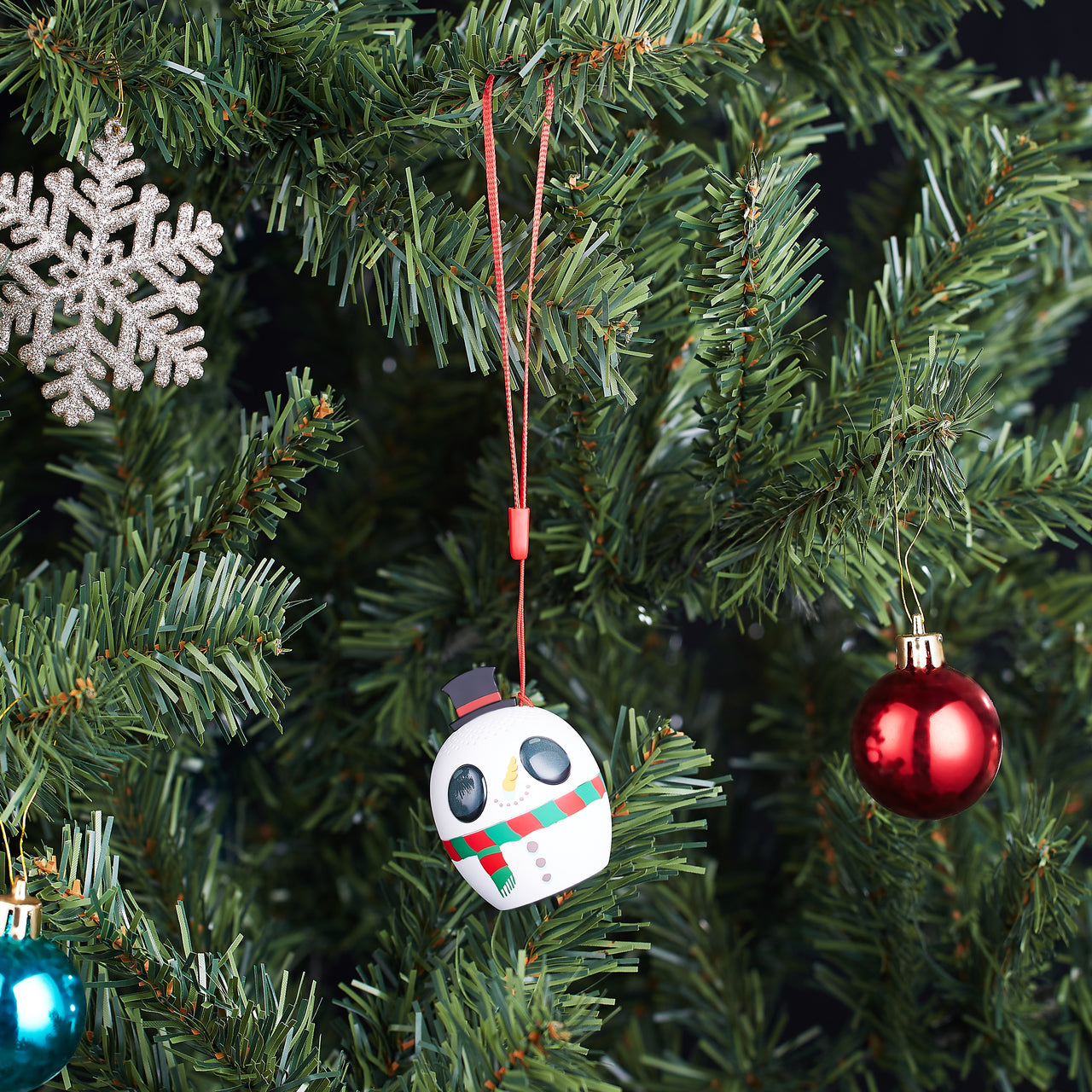 Snowman Bitty Boomer Bluetooth Speaker