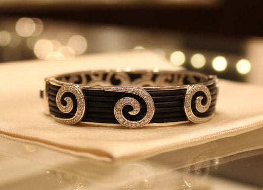 Swirl Rubber Bangle