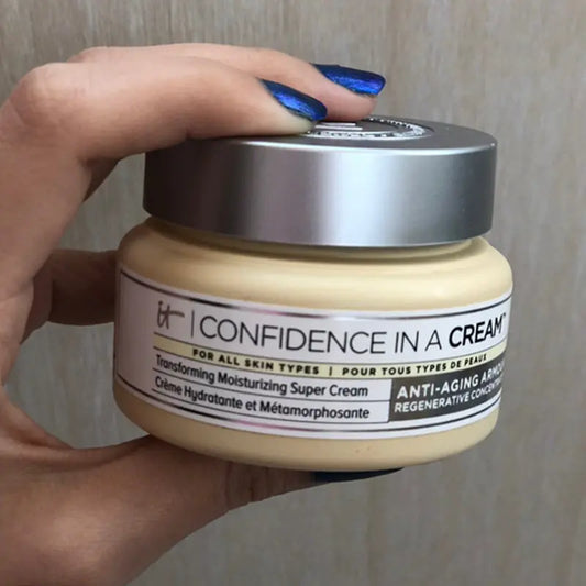 IT COSMETICS Confidence In A Cream Super Moisturizing Anti-Wrinkle Cream