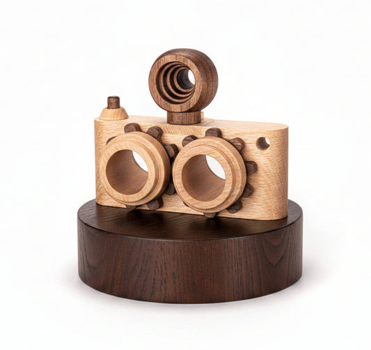 Twinkle Camera - Beechwood Camera Body + No.4 Vintage Round Flashlight