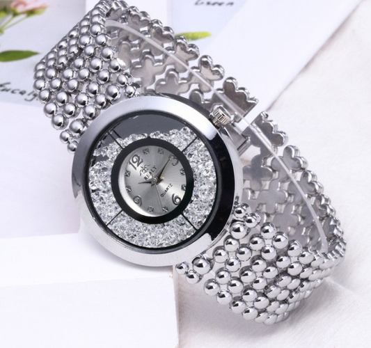 Rhinestone Liquid Sand Alloy Watch