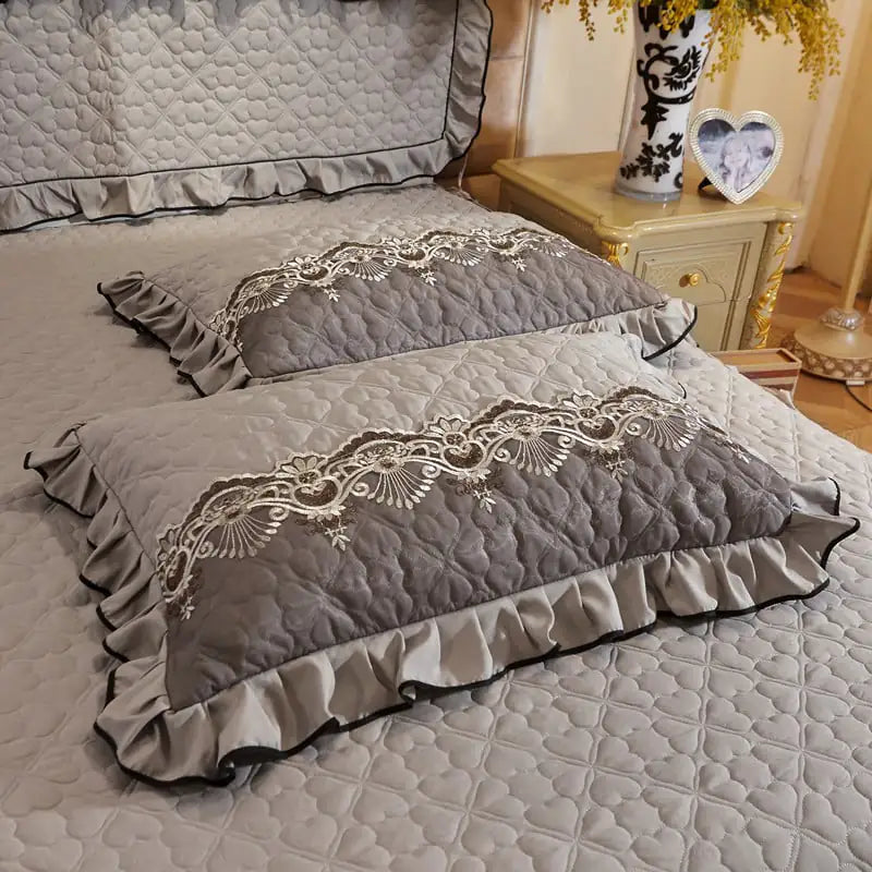 Thickened Lace Quilted Single Pillowcase