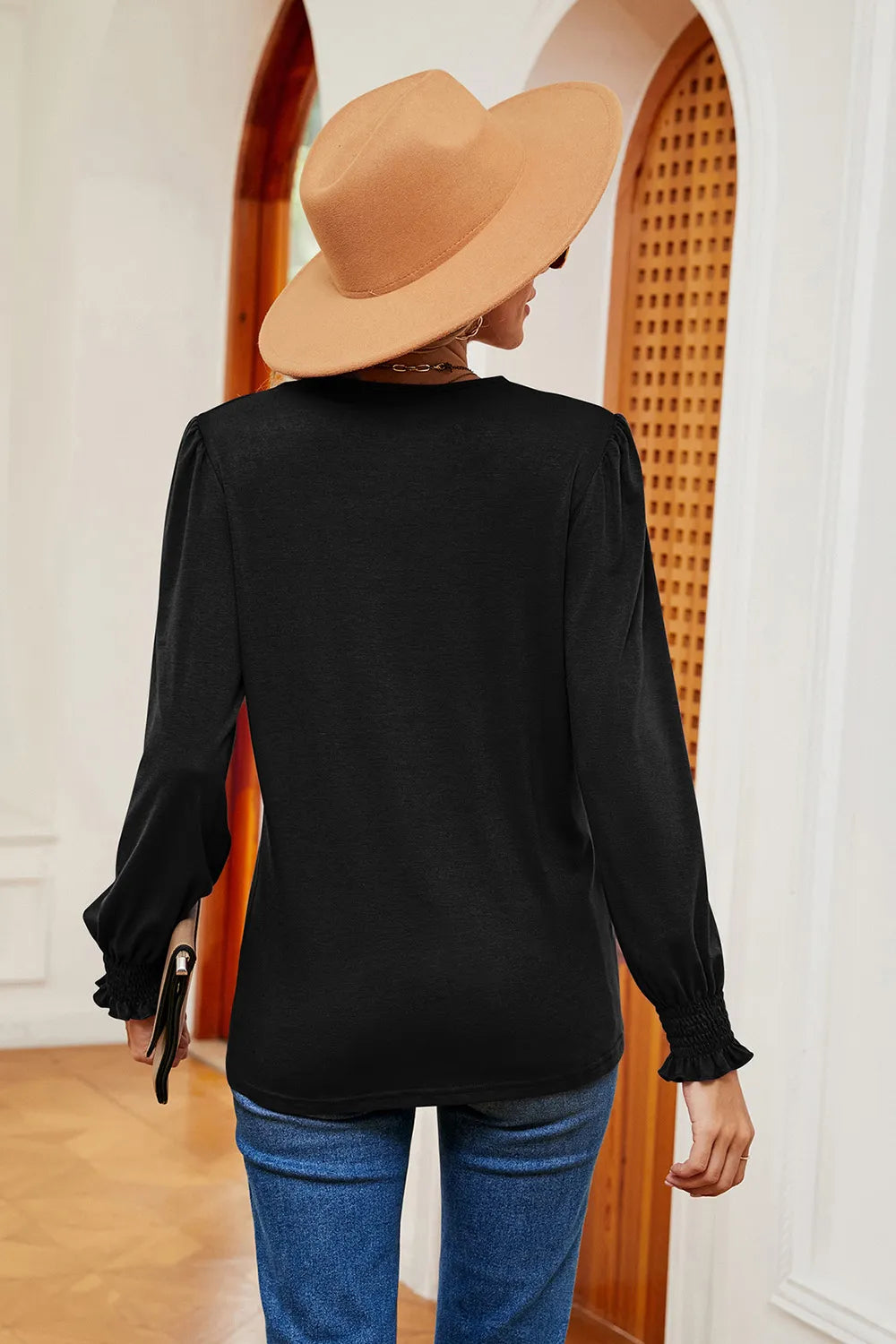 df1f0f50-74a7-4a0f-9a0f-065ec387f34e-Max