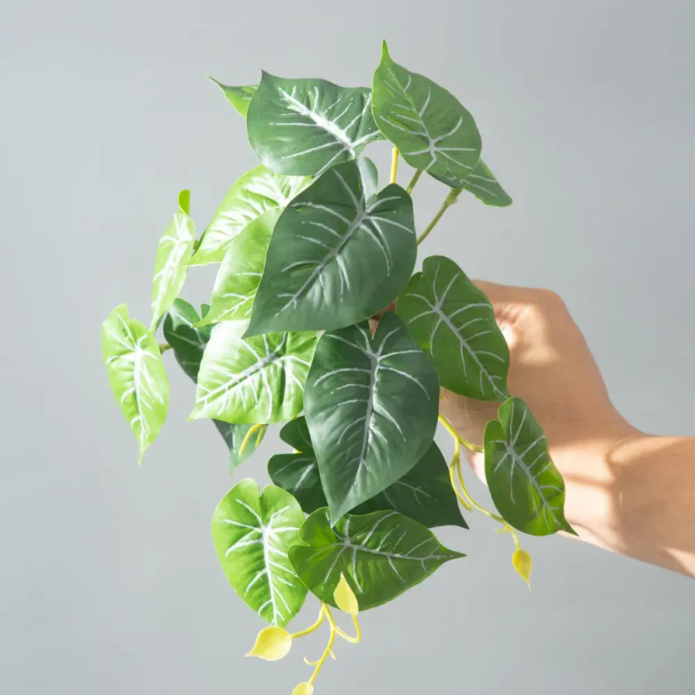 Dlight Decor 25cm Monstera Leaf Vine for Desktop and Holiday Decor