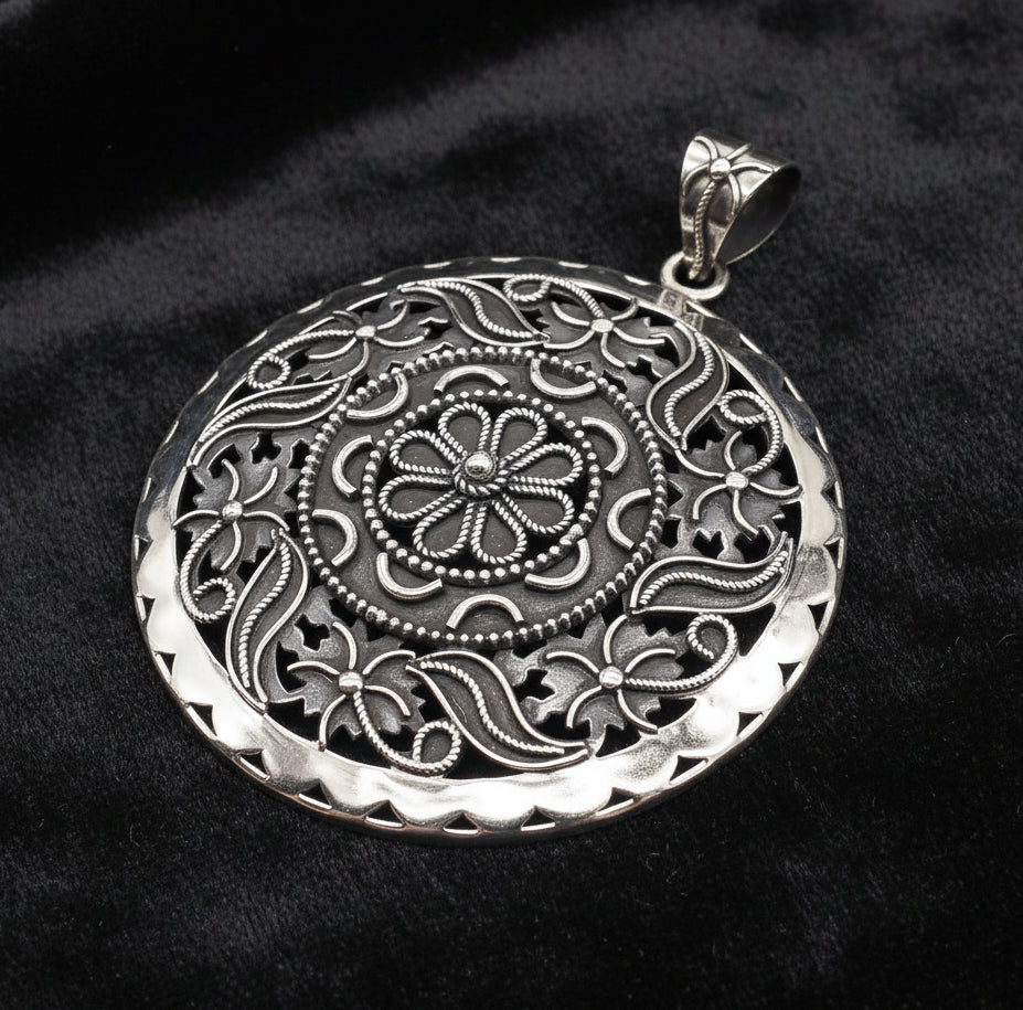 India Designer Doug Paulus Ornate Flower Sterling Silver Pendant