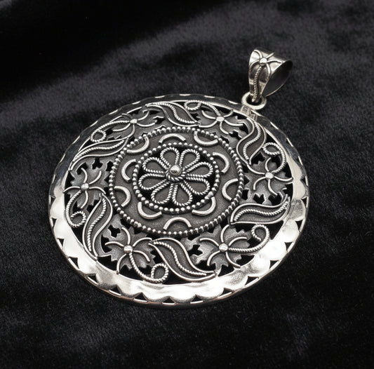 India Designer Doug Paulus Ornate Flower Sterling Silver Pendant