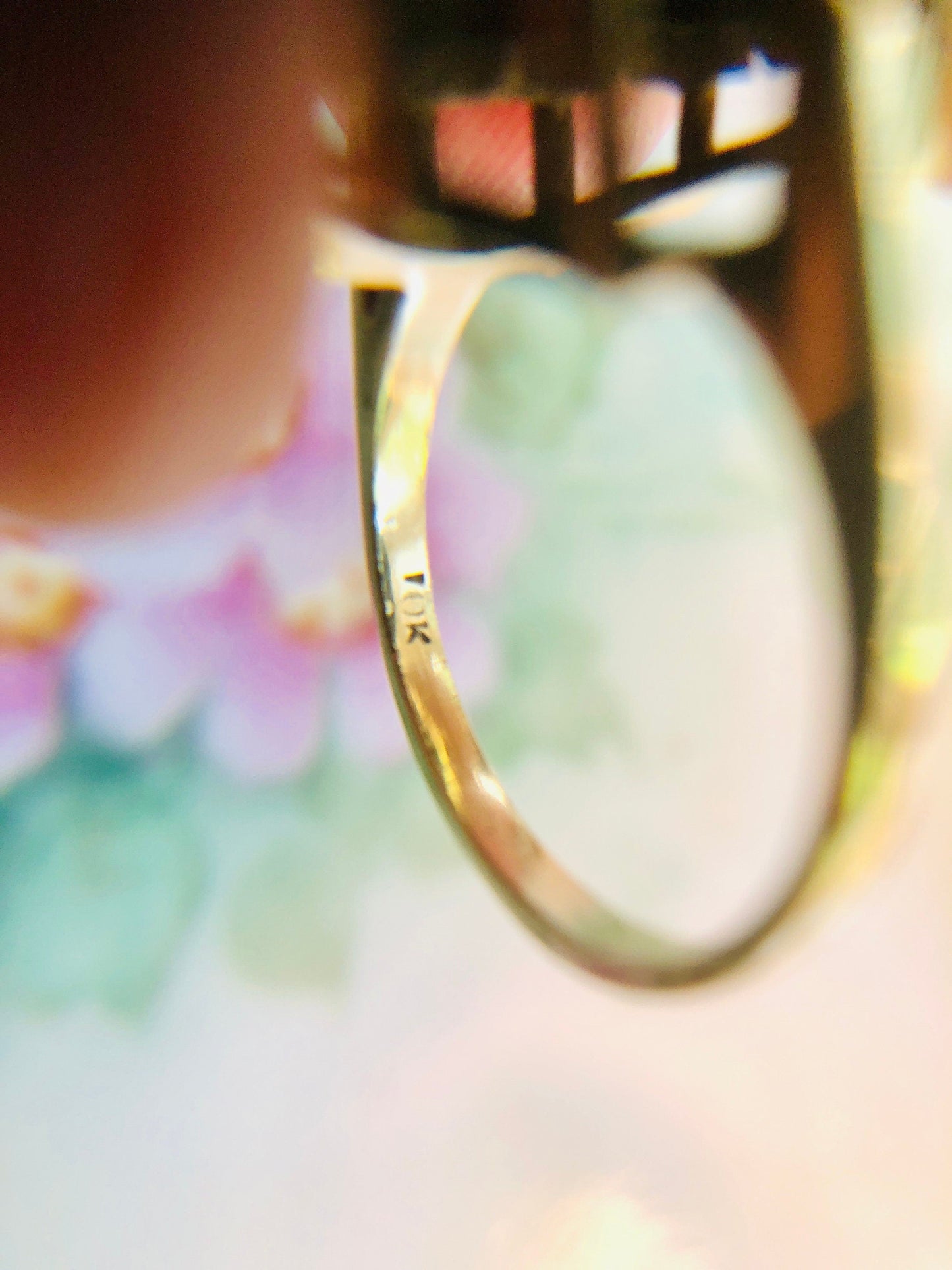 Vintage 10K Gold Cluster Ring – 13 Natural Opal Stones