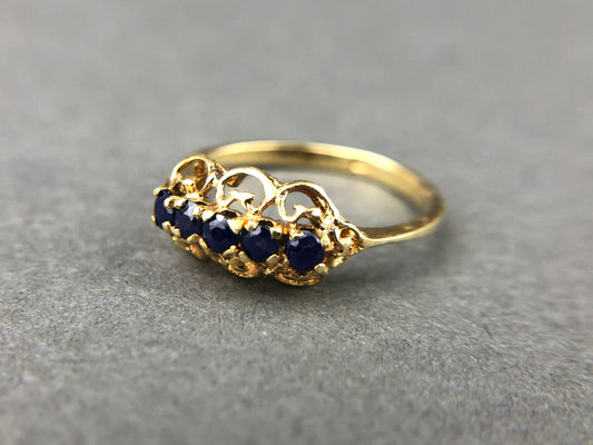 Vintage 14k Gold Sapphire Filigree Ring