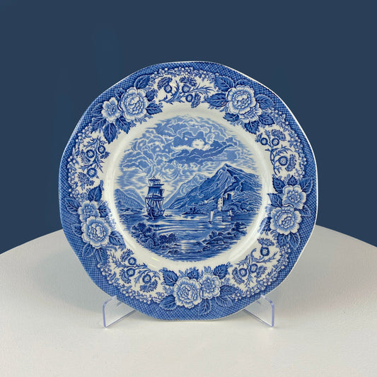 Collection of Fine English Blue White Tableware