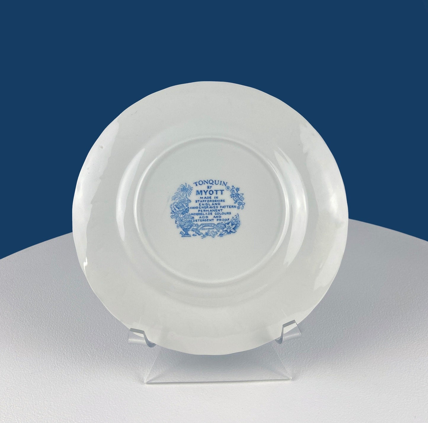 Collection of Fine English Blue White Tableware