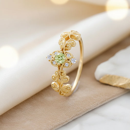 Retro Lace Olivine Fashion Ring