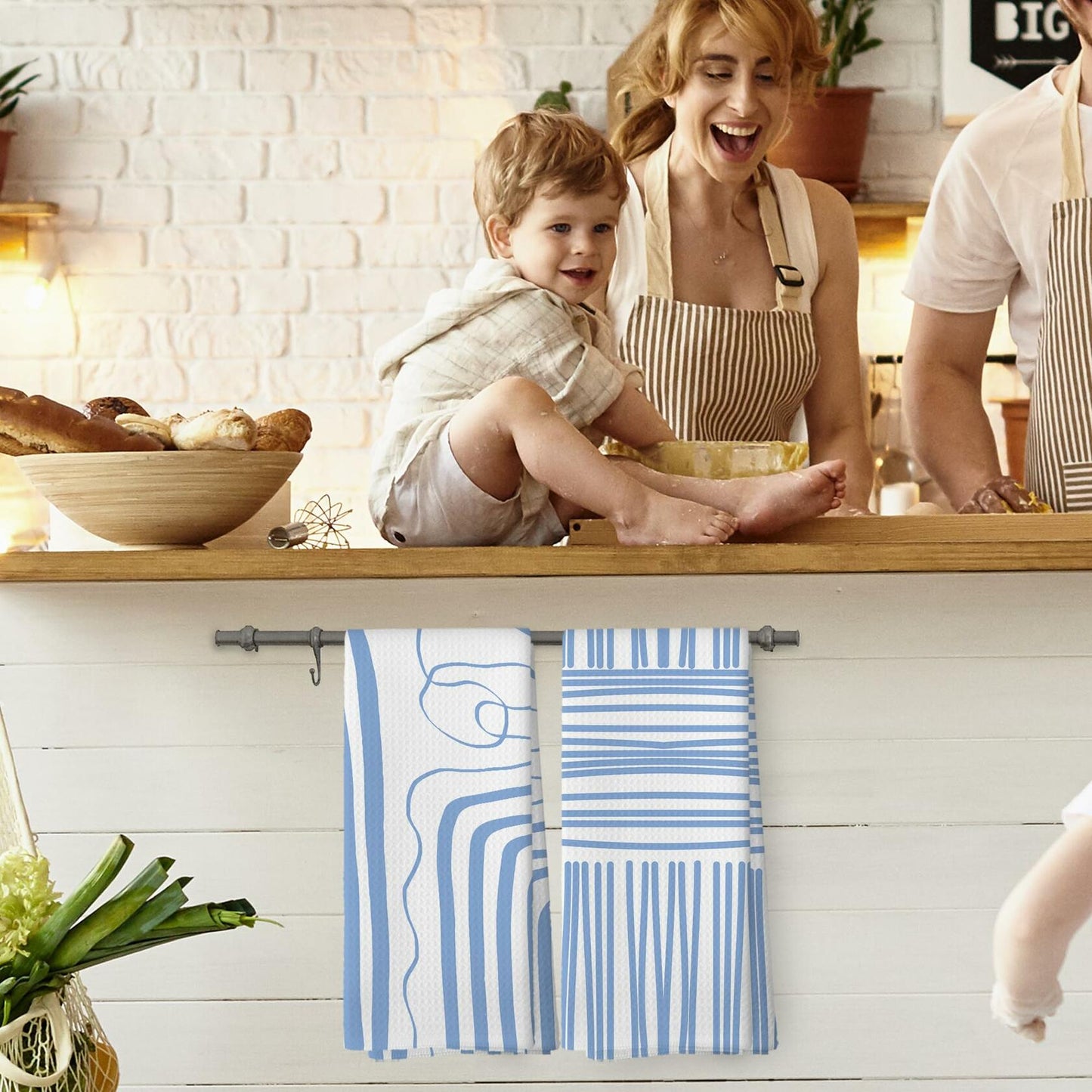 TAEDIN 2PCS Blue Abstract Art Kitchen Towels 16x24in Dish Tea Towels